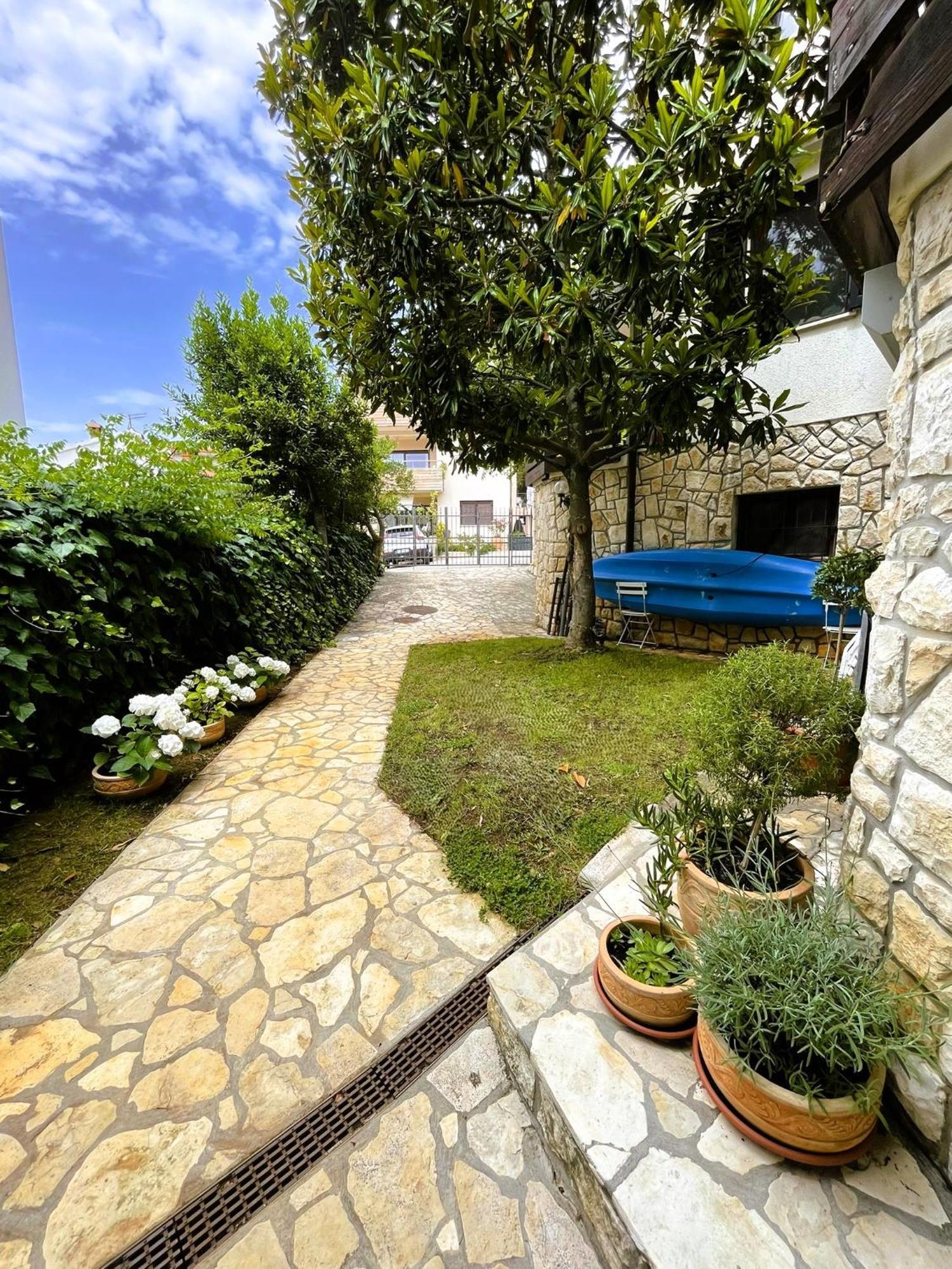 Apartment Balthazar Rovigno Esterno foto