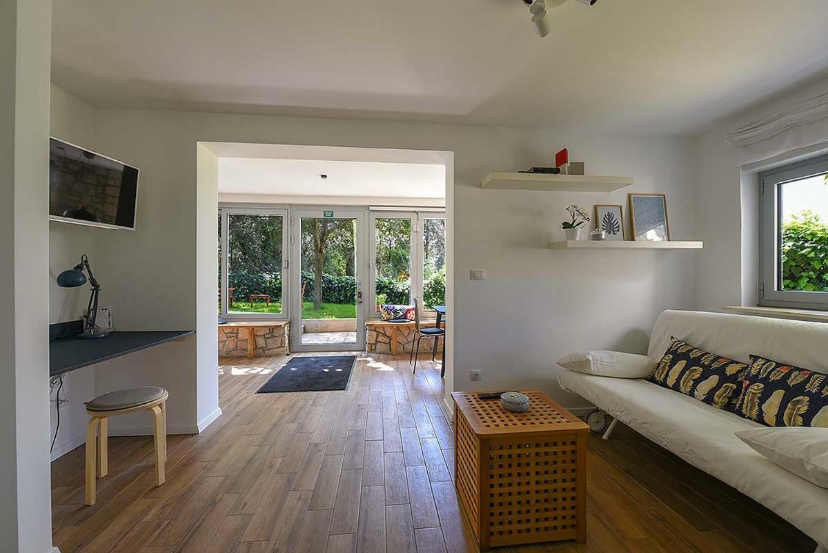 Apartment Balthazar Rovigno Esterno foto