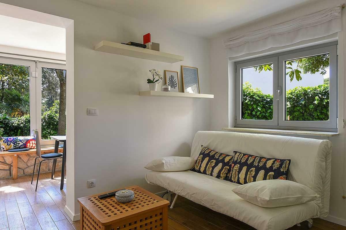 Apartment Balthazar Rovigno Esterno foto
