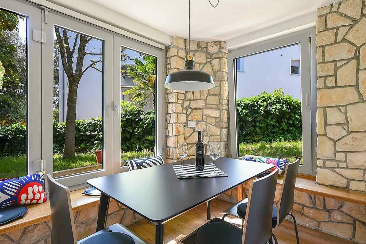 Apartment Balthazar Rovigno Esterno foto